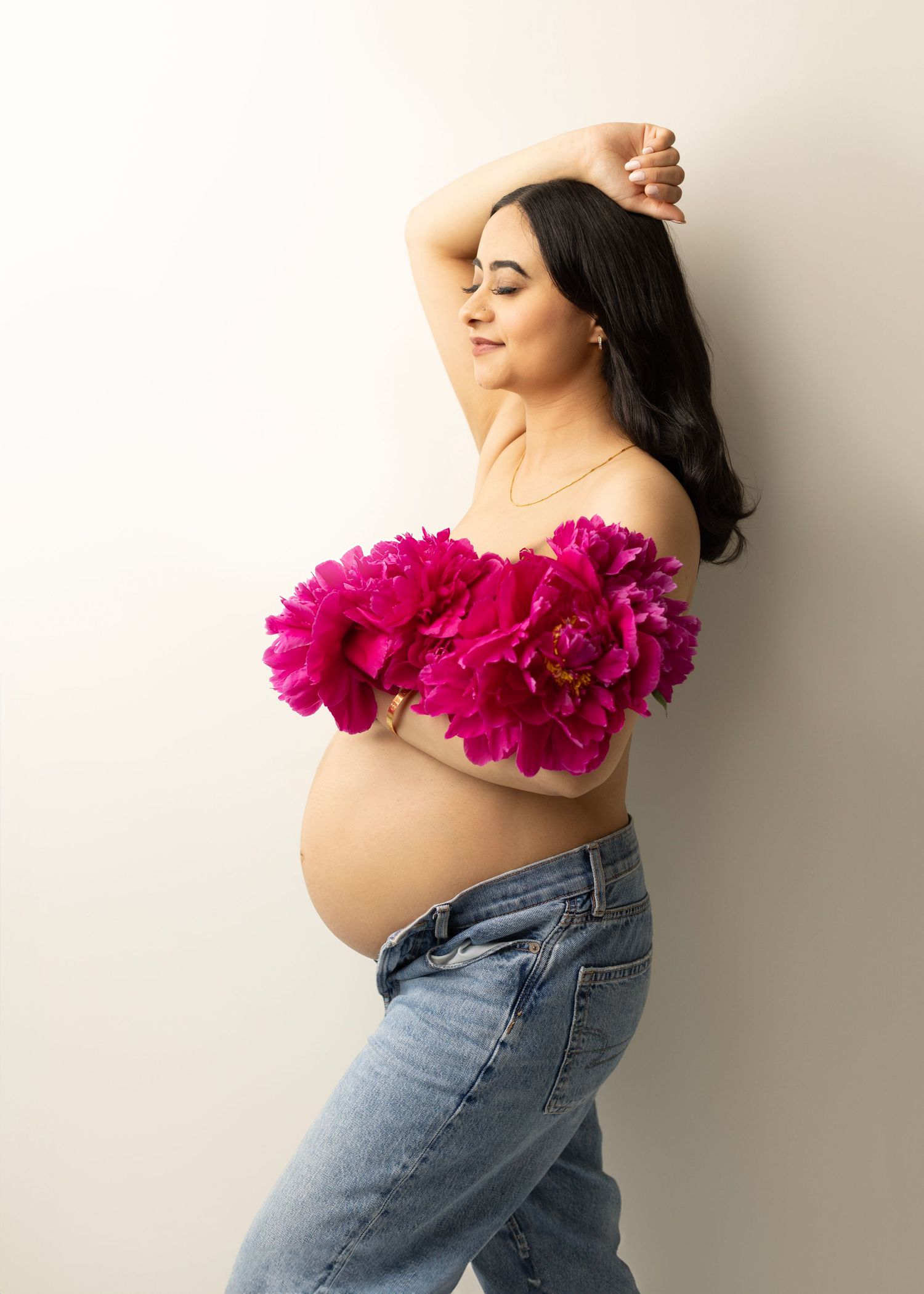 mom and fresh pink peonies for her maternity session Elizabeth Lang Photography Surrey Cloverdale.