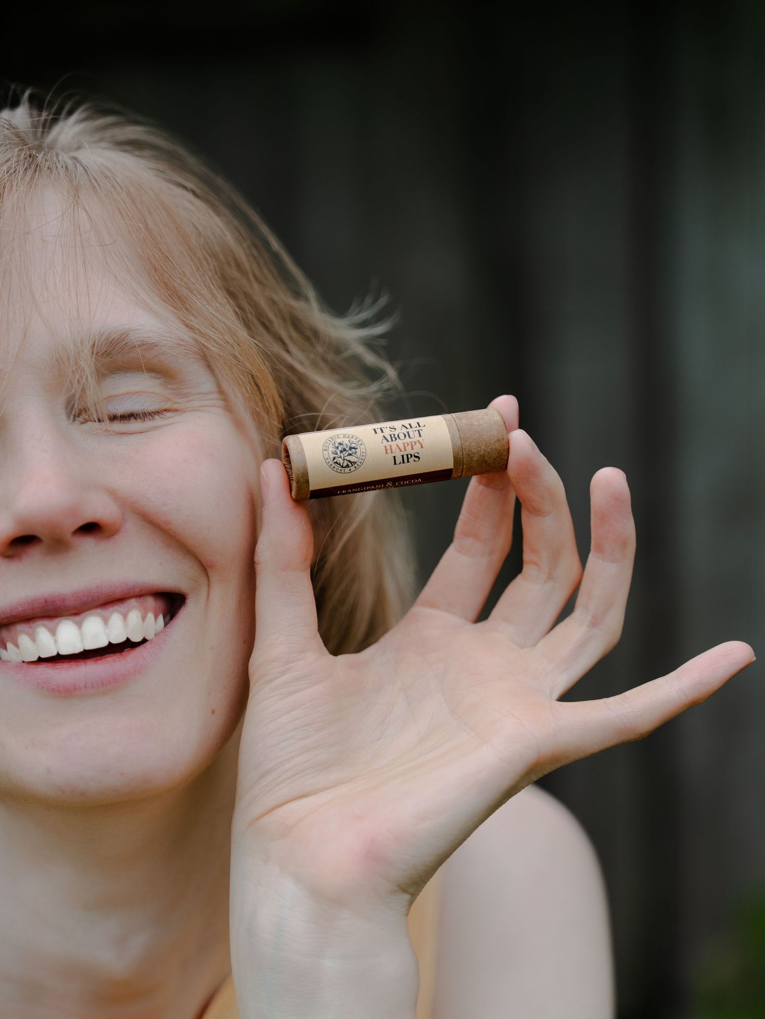 Botanic Garden Cosmetics
Reklaam foto 
Masha Bakhina
Looduskosmeetika
Lip stick