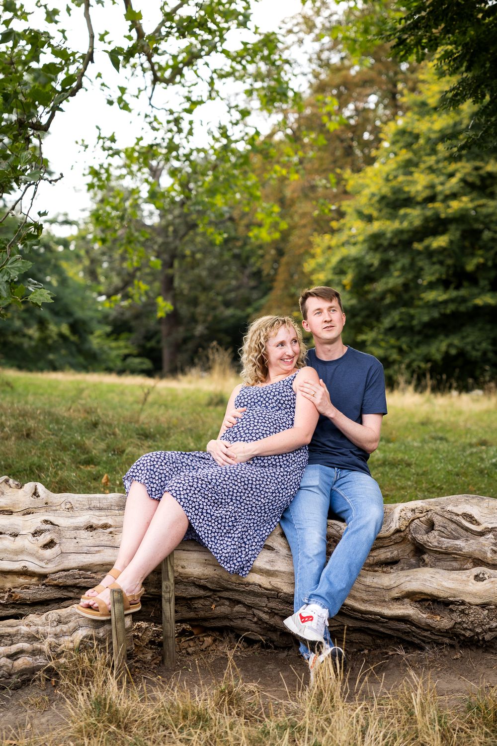 how to dress for maternity photo session