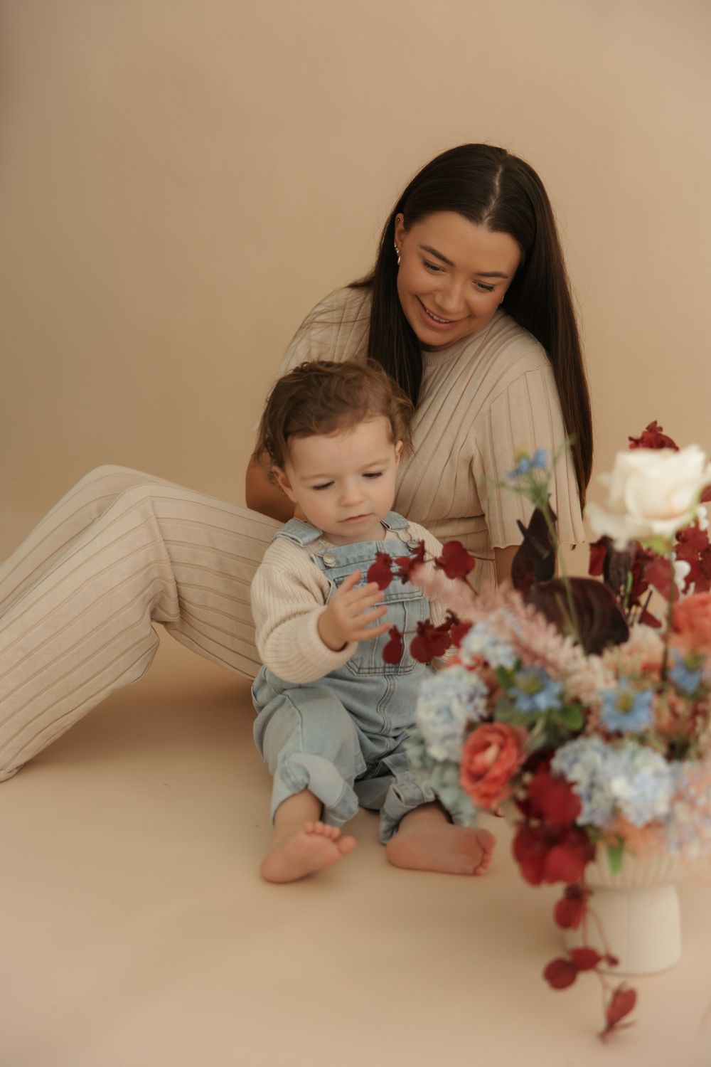 central coast maternity photographer capturing pregnancy