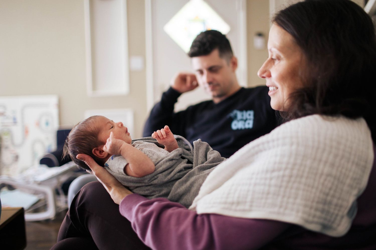 lifestyle newborn photography in mukilteo