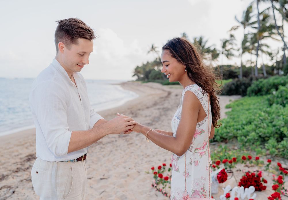 Hawaii Oahu sunrise sunset beach proposal engagement wedding couple family photoshoot photography