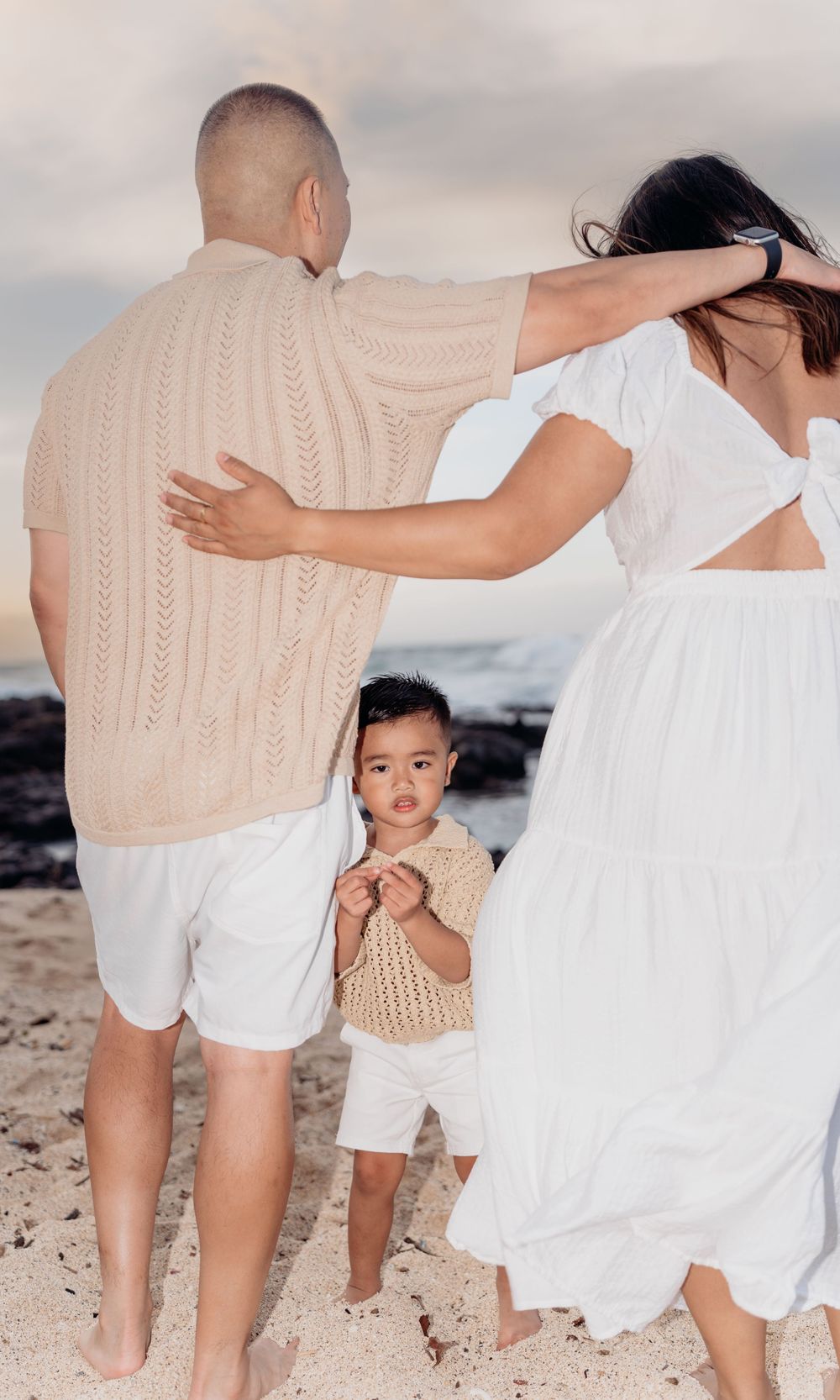 Hawaii Oahu sunrise sunset beach proposal engagement wedding couple family photoshoot photography