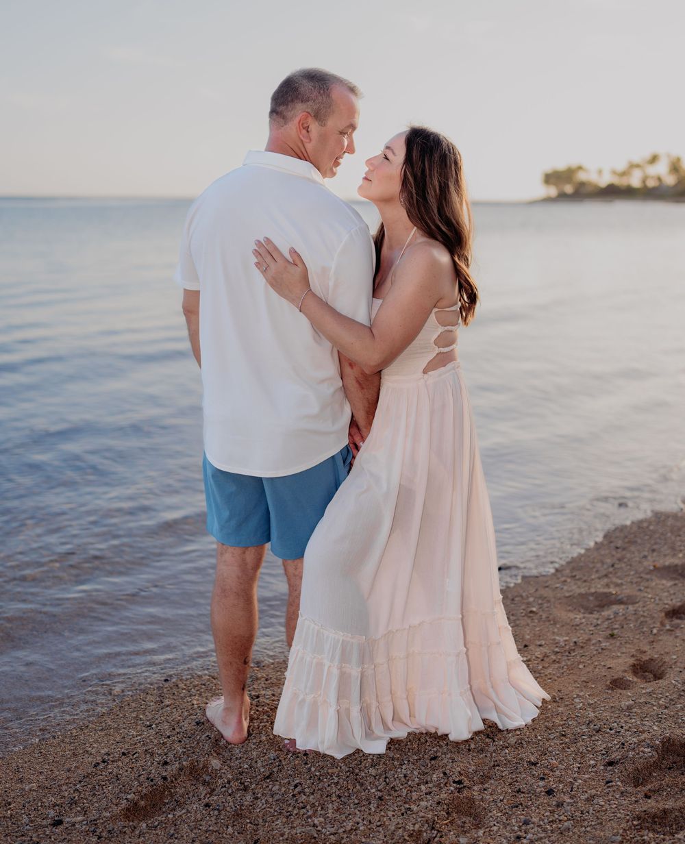 Hawaii Oahu sunrise sunset beach proposal engagement wedding couple family photoshoot photography