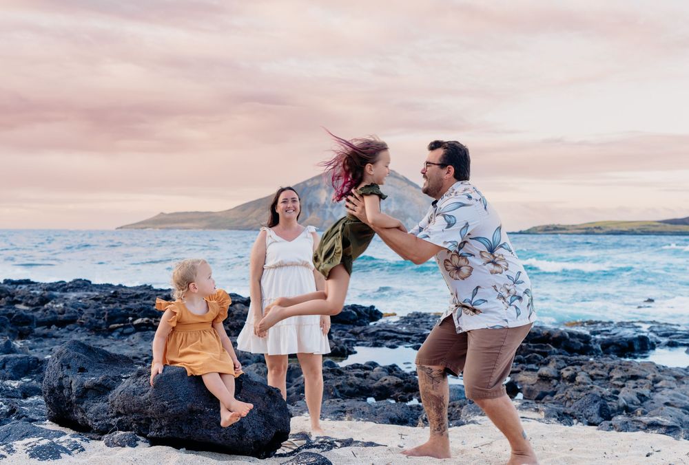 beach sunset photoshoot Oahu