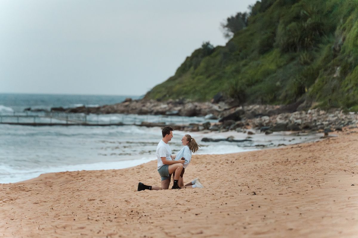 proposal photography sydney Newport beach in the northern beaches