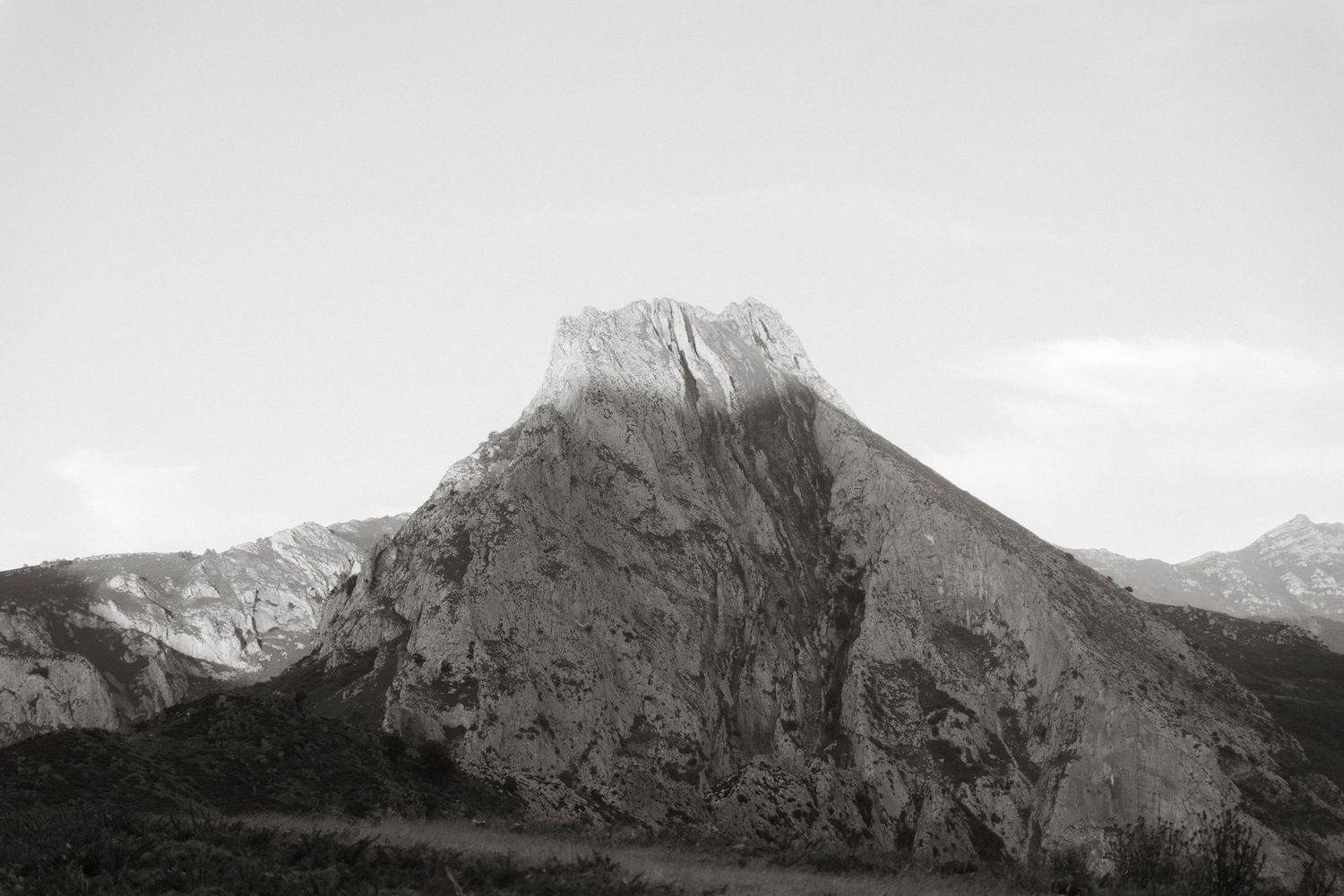 zwart-wit berg