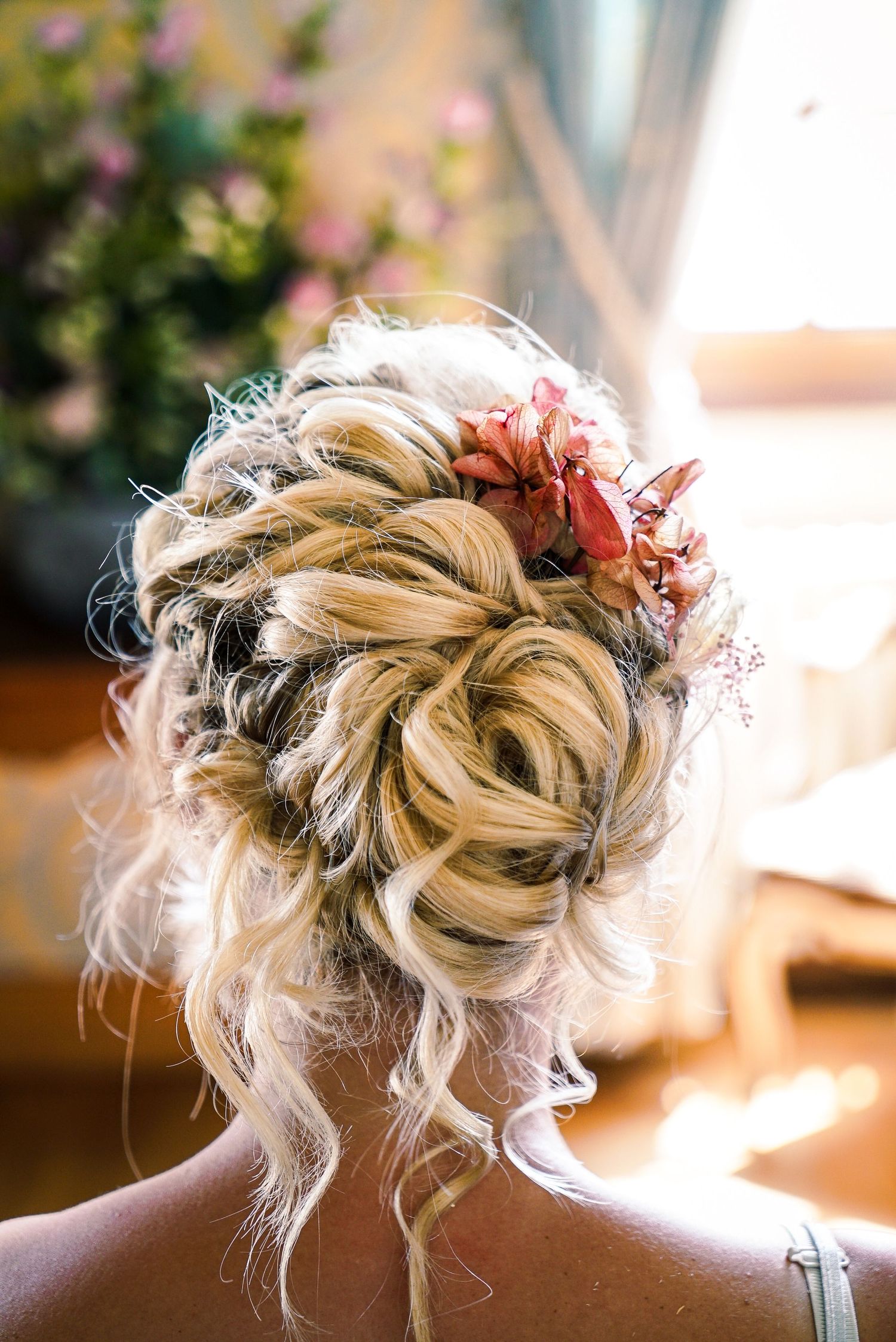 Photo de mariage, coiffure de mariée,par Chloé Cabanes