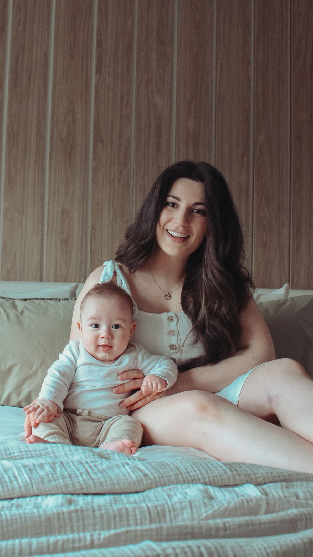 Vancouver Family and Motherhood Photographer offering candid, natural photos for capturing memories of you and baby indoors or outdoors.