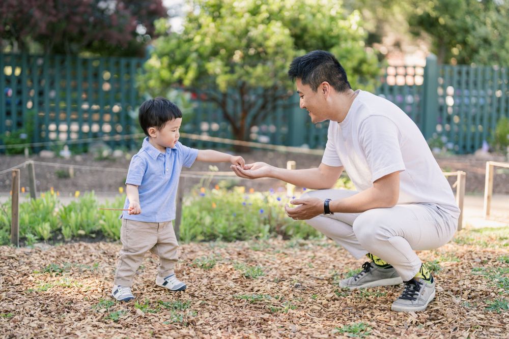 bay-area-family-2nd-birthday-photo-session-palo-alto-gamble-garden