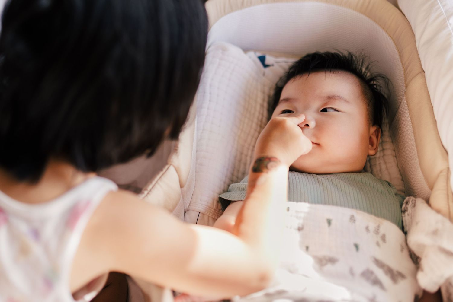 Family, Newborn, Maternity, Child Milestone photography 97074. Seattle, Sammamish, Redmond Kirkland Bellevue Washington