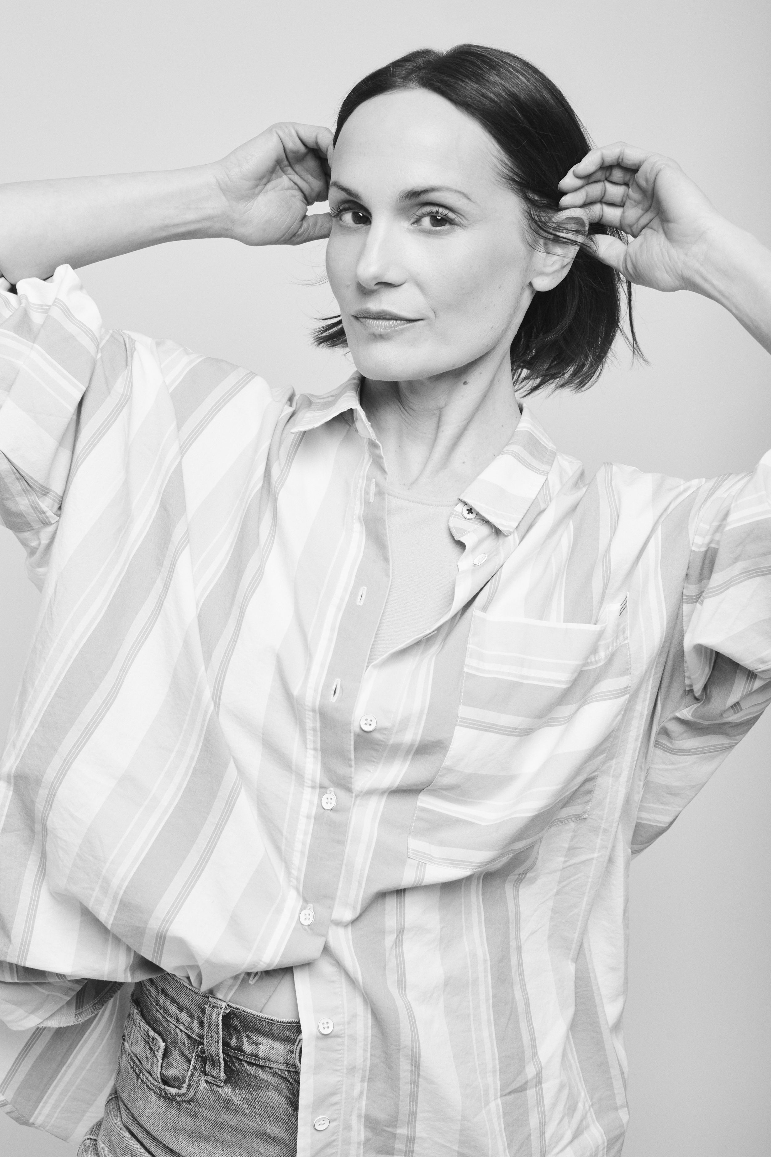 Julianna Zinkel Black and white bob haircut