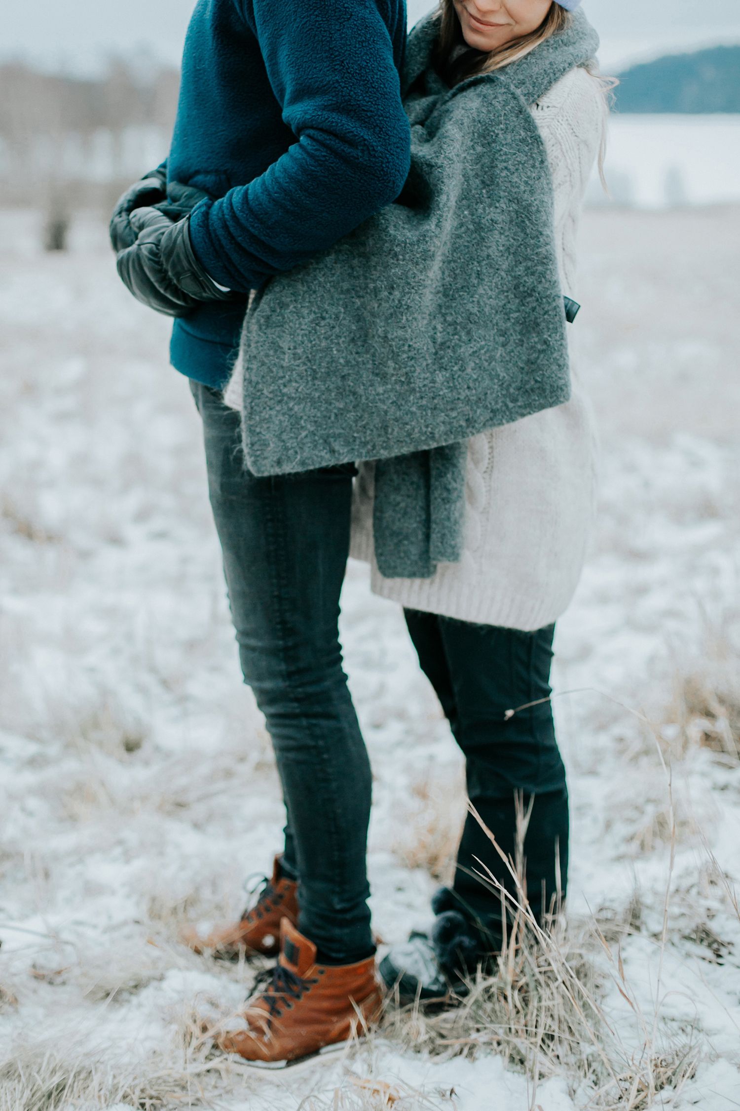 Parfotografering med Malin och Per Åslund vid Acksjön utanför Molkom. Fotograf Rebecca Nordin.