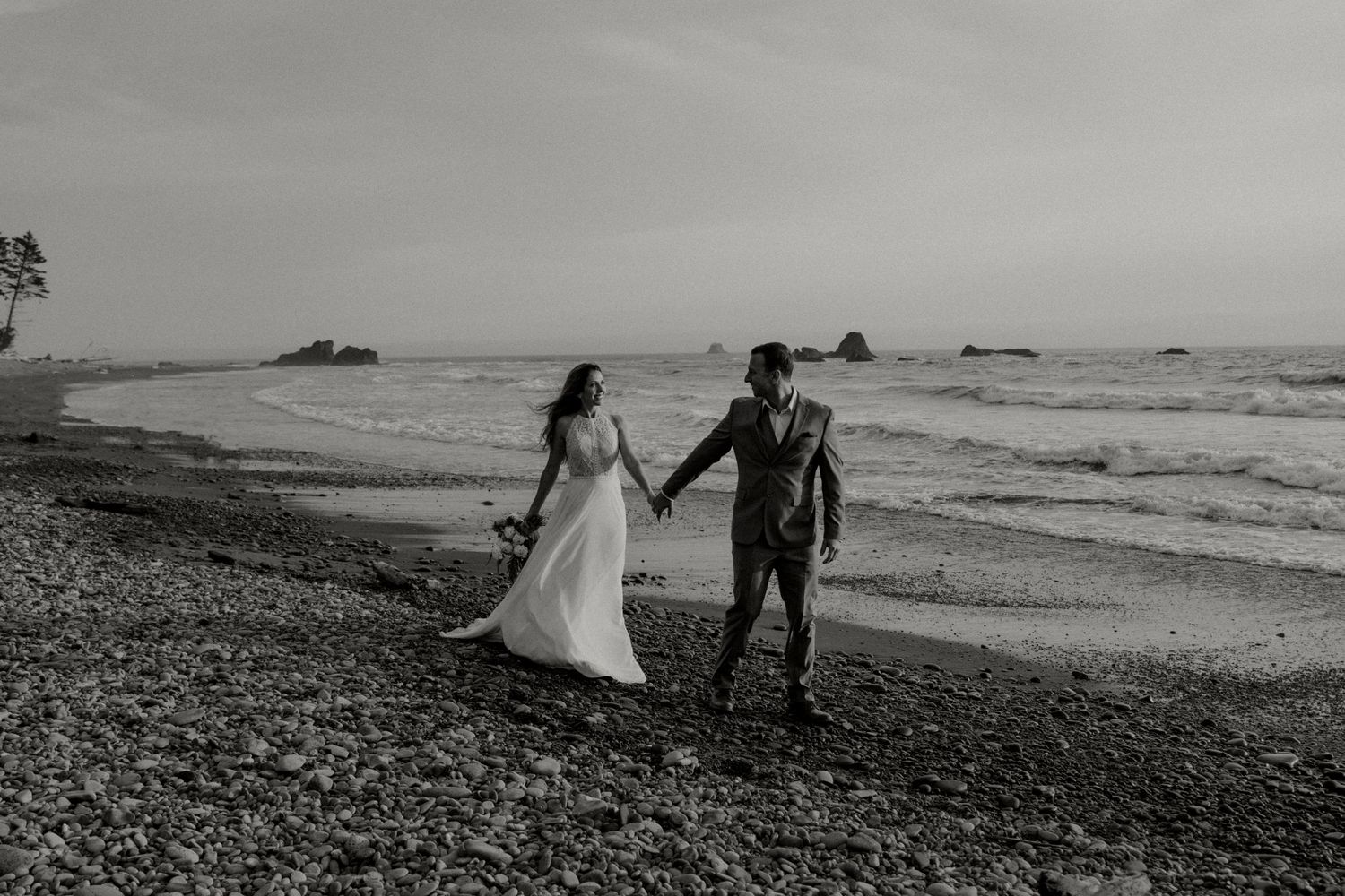 Ruby beach elopement photographer, washington coast elopement