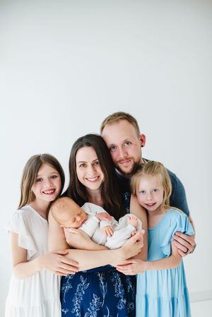 Studio newborn photographer near me. Studio family and newborn photographer in Colorado. Centennial Colorado newborn and family photo shoot