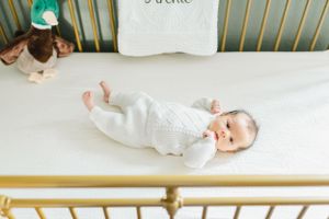 In home newborn photographer near me. Candid newborn photographer in Colorado. Colorado in home newborn photographer. Lifestyle newborn pics