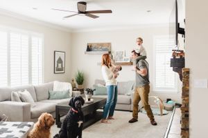 In home newborn photographer near me. Candid newborn photographer in Colorado. Colorado in home newborn photographer. Lifestyle newborn pics