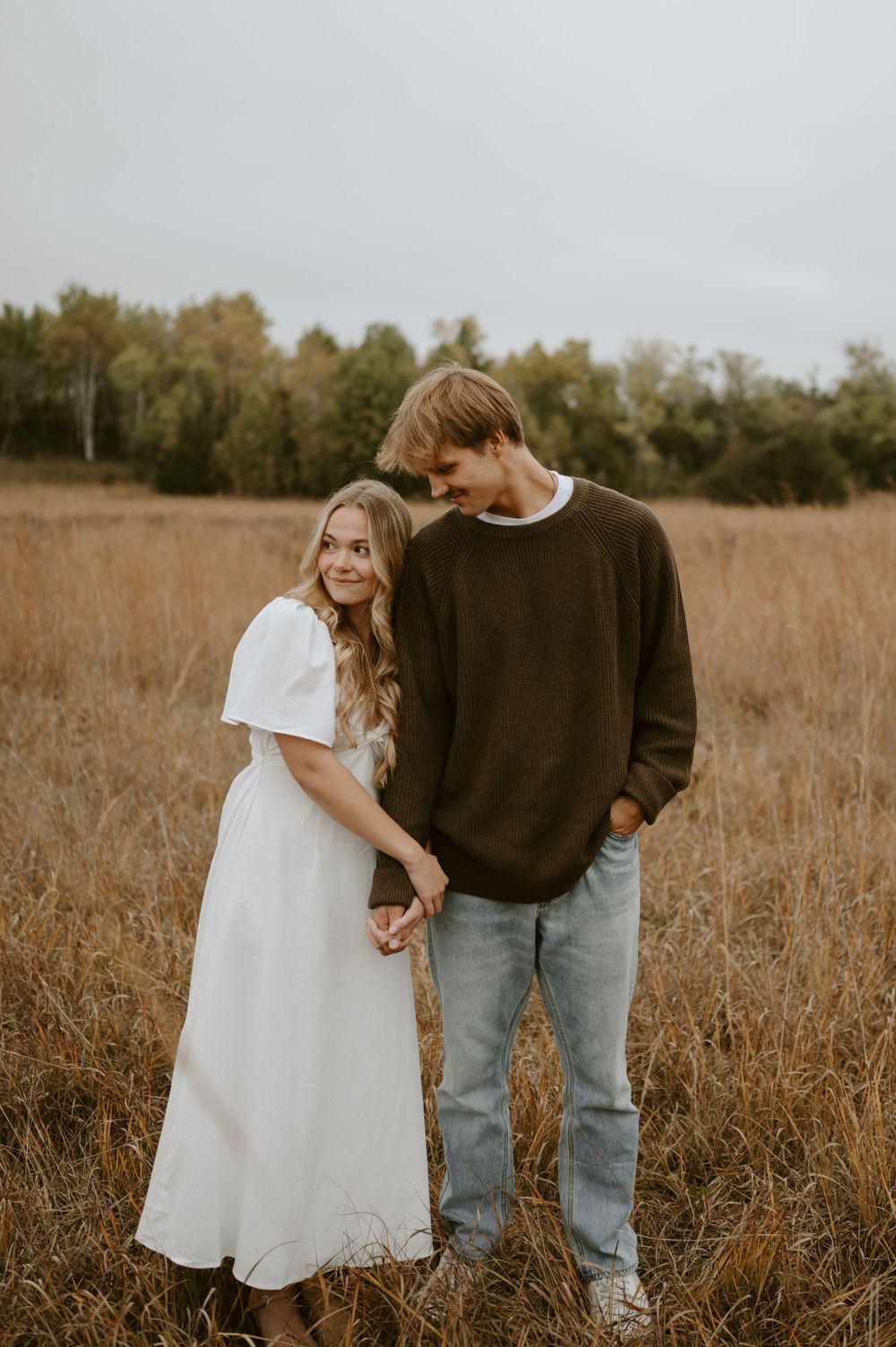 Minnesota Wedding Photographer, Romantic and Authentic Minnesota Photography, Minnesota Couple Photos | Rachel Marie Photography