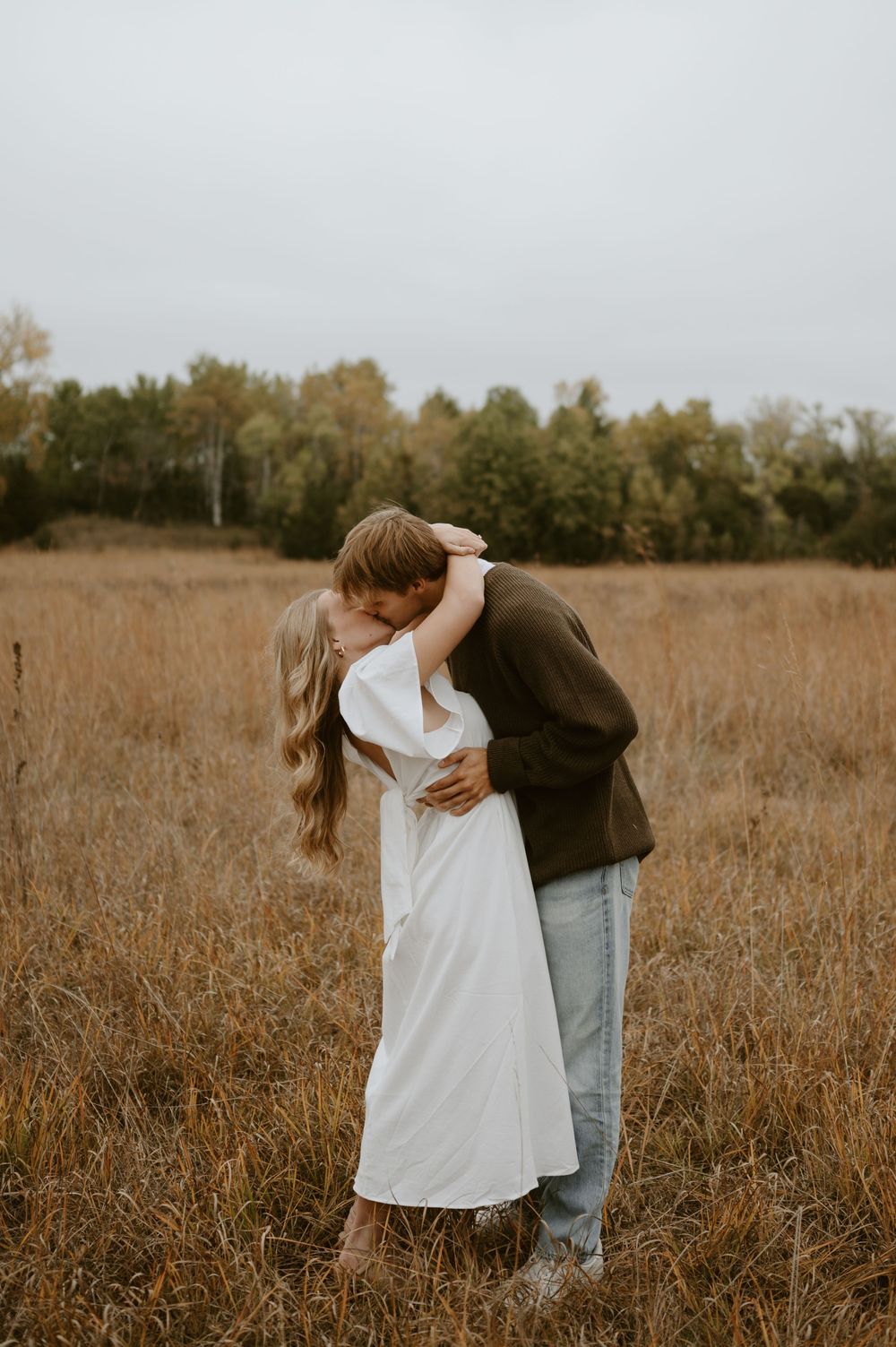 Minnesota Wedding Photographer, Romantic Authentic Minnesota Photography, Minnesota Couple Photos | Rachel Marie Photography, Minneapolis