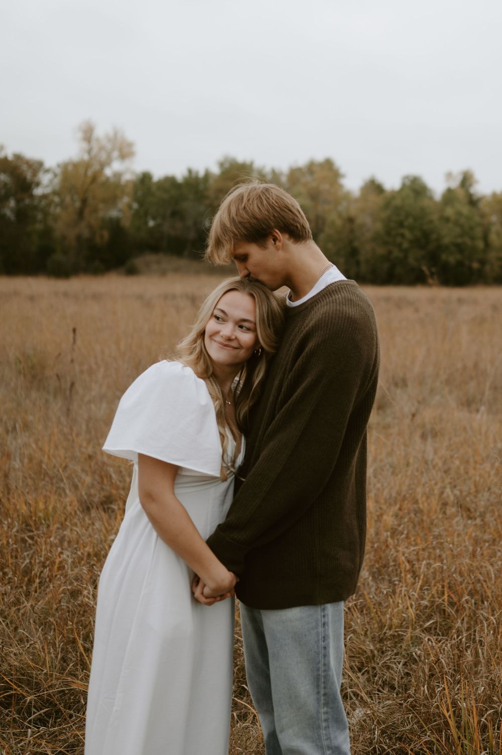 Minnesota Wedding Photographer, Romantic Authentic Minnesota Photography, Minnesota Couple Photos | Rachel Marie Photography, Minneapolis