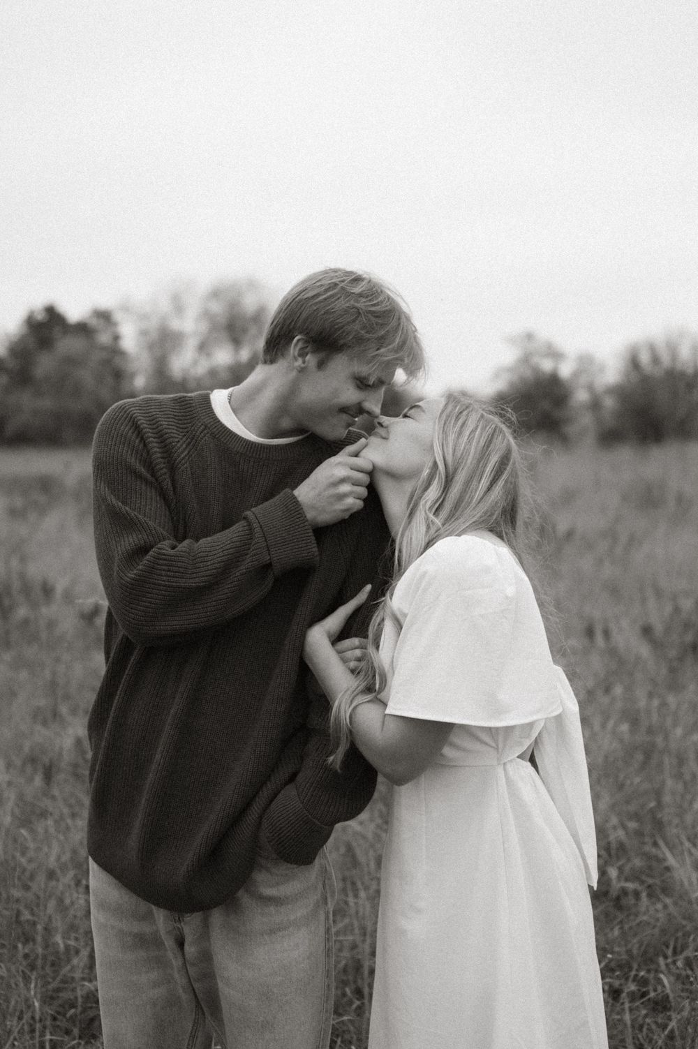 Minnesota Wedding Photographer, Romantic Authentic Minnesota Photography, Minnesota Couple Photos | Rachel Marie Photography, Minneapolis