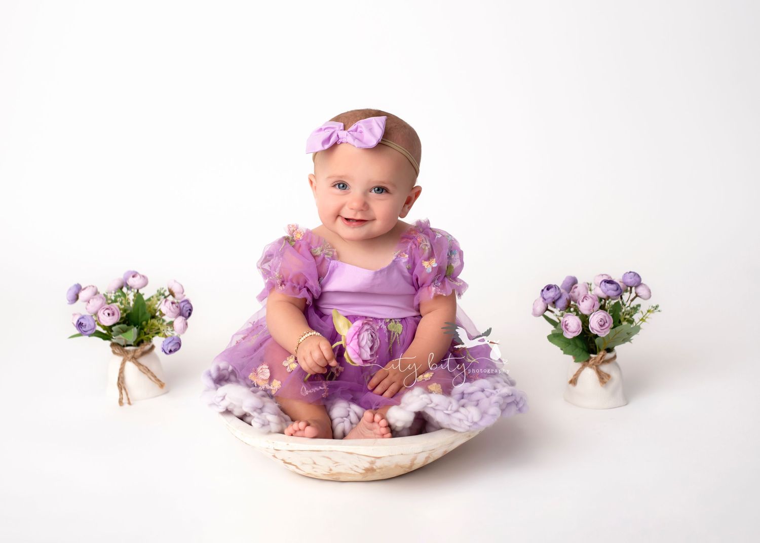 Baby Aspen Sitting Milestone Columbia Station Photographer