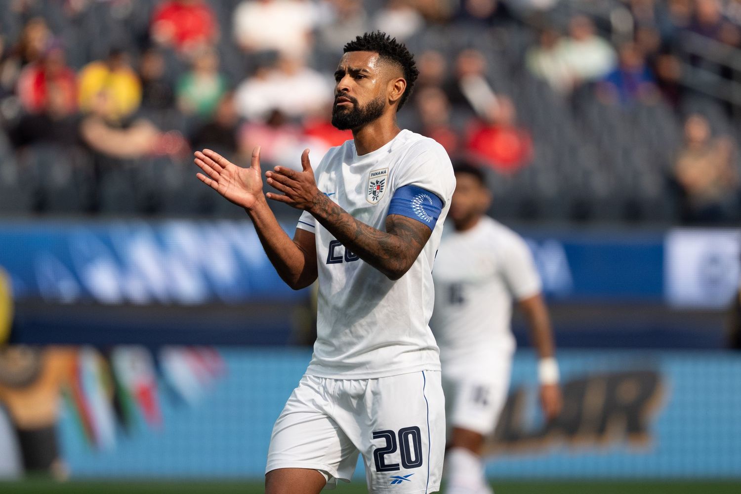 Anibal Godoy Capitan de la seleccion de Panama aplaude por el resultado de llegar a la final del Final Four 2024/25