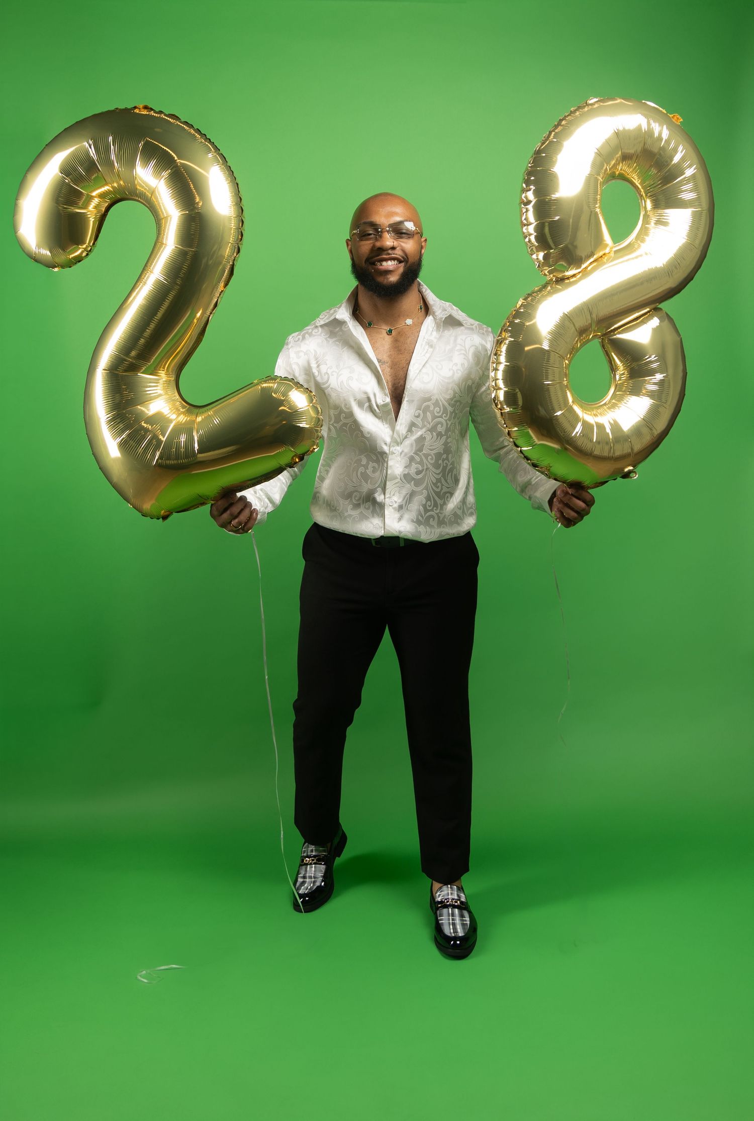 Adult birthday photoshoot with luxury theme