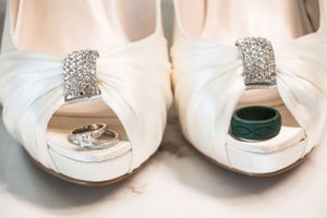 Editorial style wedding photographer in Tampa, Clearwater, St Pete, St Petersburg, Naples, Sarasota, and Miami, Florida, and Paris.