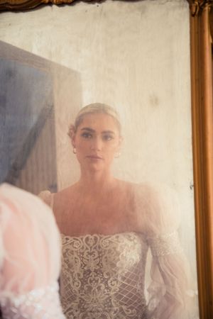Editorial style wedding photographer in Tampa FL and Europe. Editorial style wedding photography in Florida