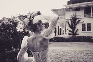 Editorial style wedding photographer in Tampa FL and Europe. Editorial style wedding photography in Florida