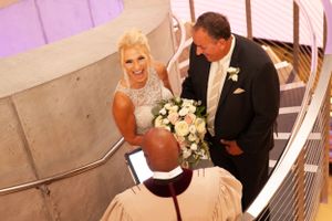 Editorial style wedding photographer in Tampa FL. Editorial style wedding photography in Florida and Europe. Hybrid wedding photographer FL