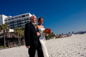 Editorial style wedding photographer in Tampa FL. Editorial style wedding photography in Florida and Europe. Hybrid wedding photographer FL