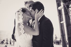 Editorial style wedding photographer in Tampa FL. Editorial style wedding photography in Florida and Europe. Hybrid wedding photographer FL