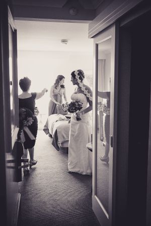 Editorial style wedding photographer in Tampa FL. Editorial style wedding photography in Florida and Europe. Hybrid wedding photographer FL