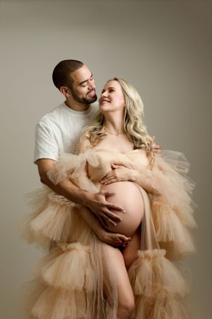 maternity photographer near me, Miami maternity portraits, luxury maternity photoshoot, maternity photography in Miami