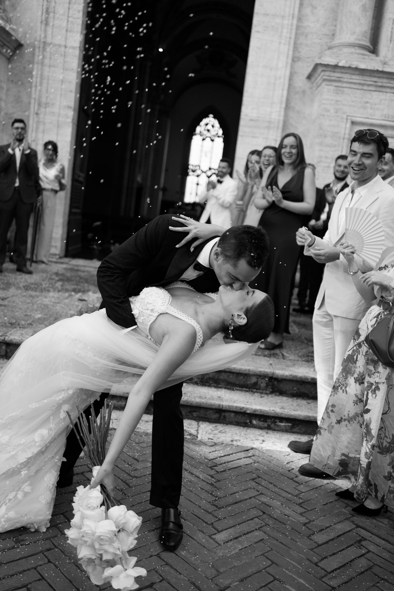 Wedding photographer Italy. 
Luxury destination wedding photography in Tuscany Amalfi Coast, Lake Como. 
Emotional wedding photos