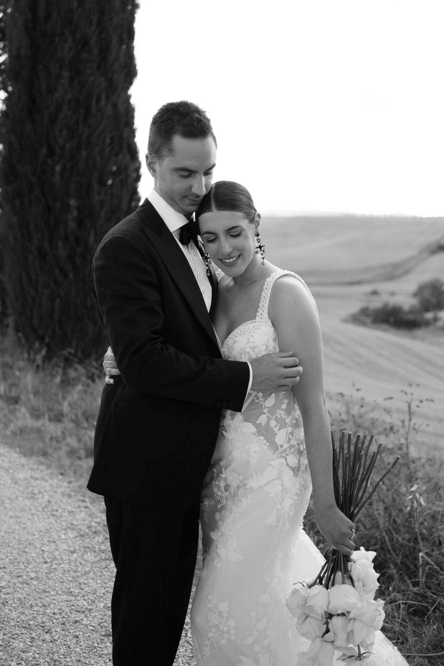 Wedding photographer Italy. 
Luxury destination wedding photography in Tuscany Amalfi Coast, Lake Como. 
Emotional wedding photos