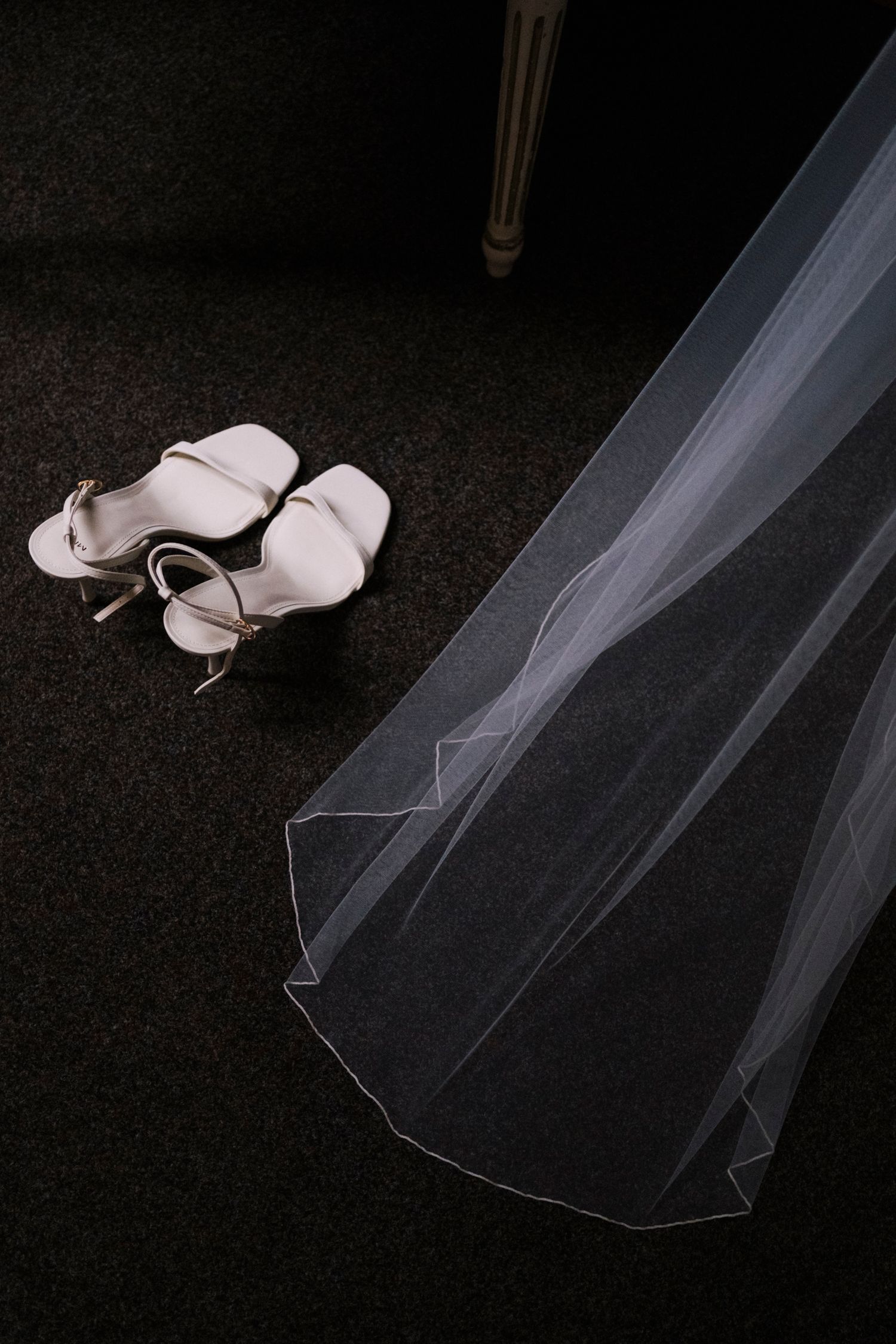 Wedding photographer Italy. 
Luxury destination wedding photography in Tuscany Amalfi Coast, Lake Como. 
Emotional wedding photos