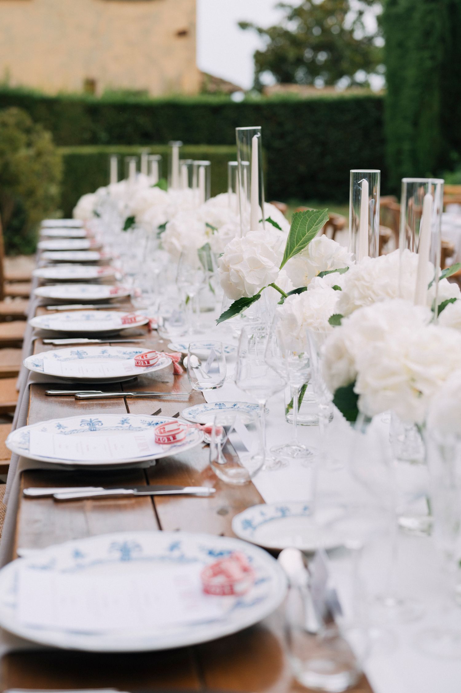 Wedding photographer Italy. 
Luxury destination wedding photography in Tuscany Amalfi Coast, Lake Como. 
Emotional wedding photos