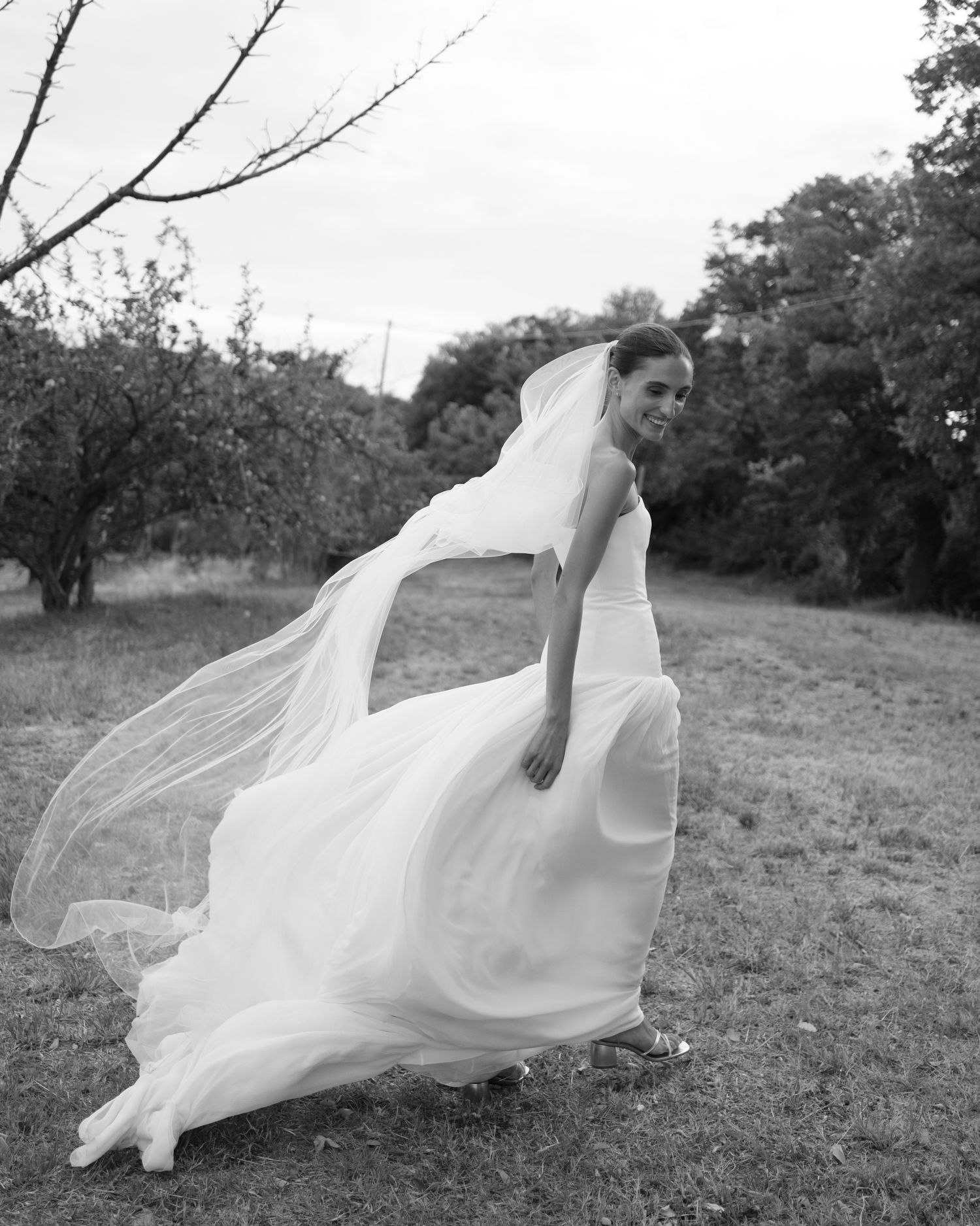 Wedding photographer Italy. 
Luxury destination wedding photography in Tuscany Amalfi Coast, Lake Como. 
Emotional wedding photos