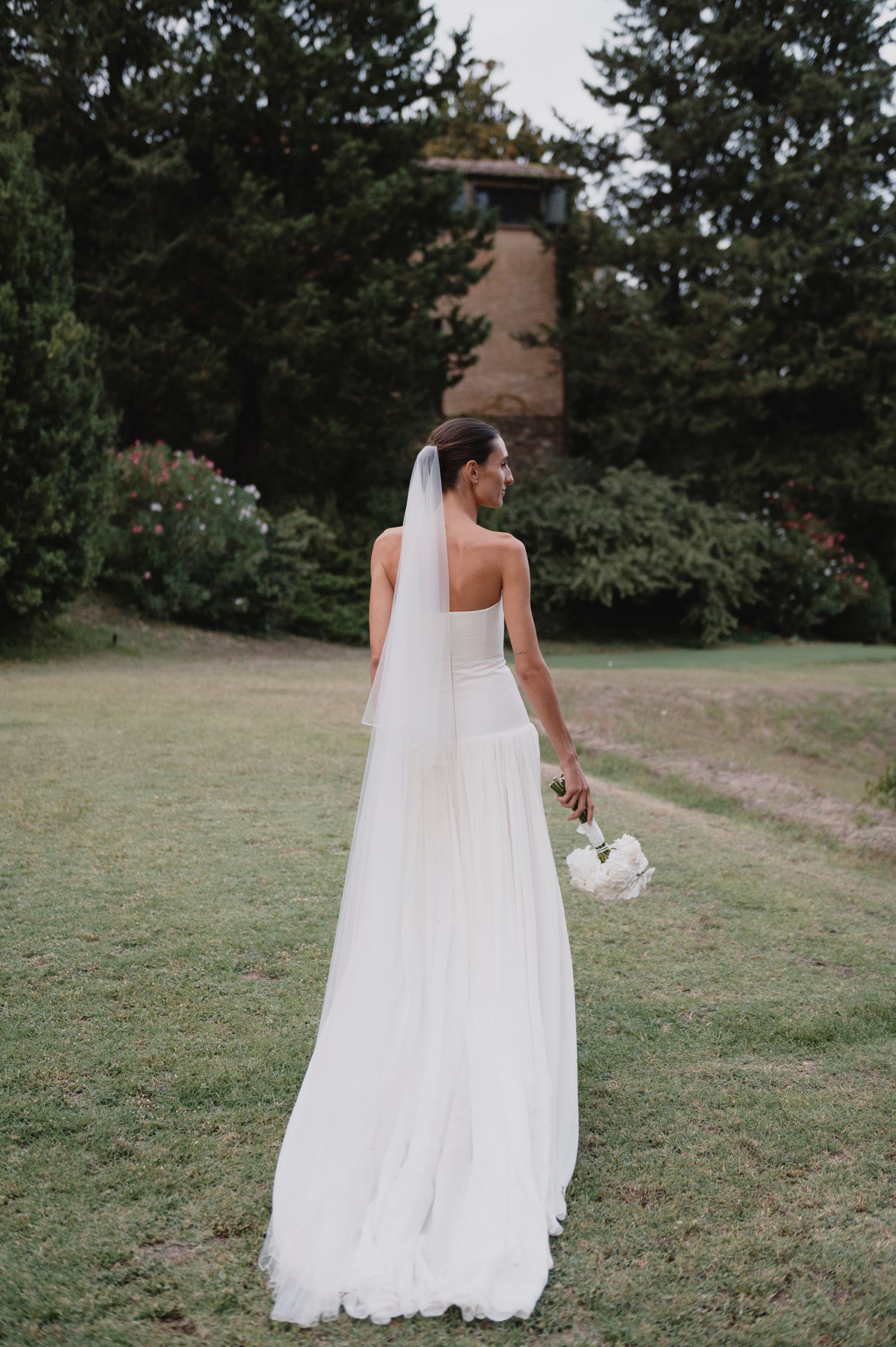 Wedding photographer Italy. 
Luxury destination wedding photography in Tuscany Amalfi Coast, Lake Como. 
Emotional wedding photos
