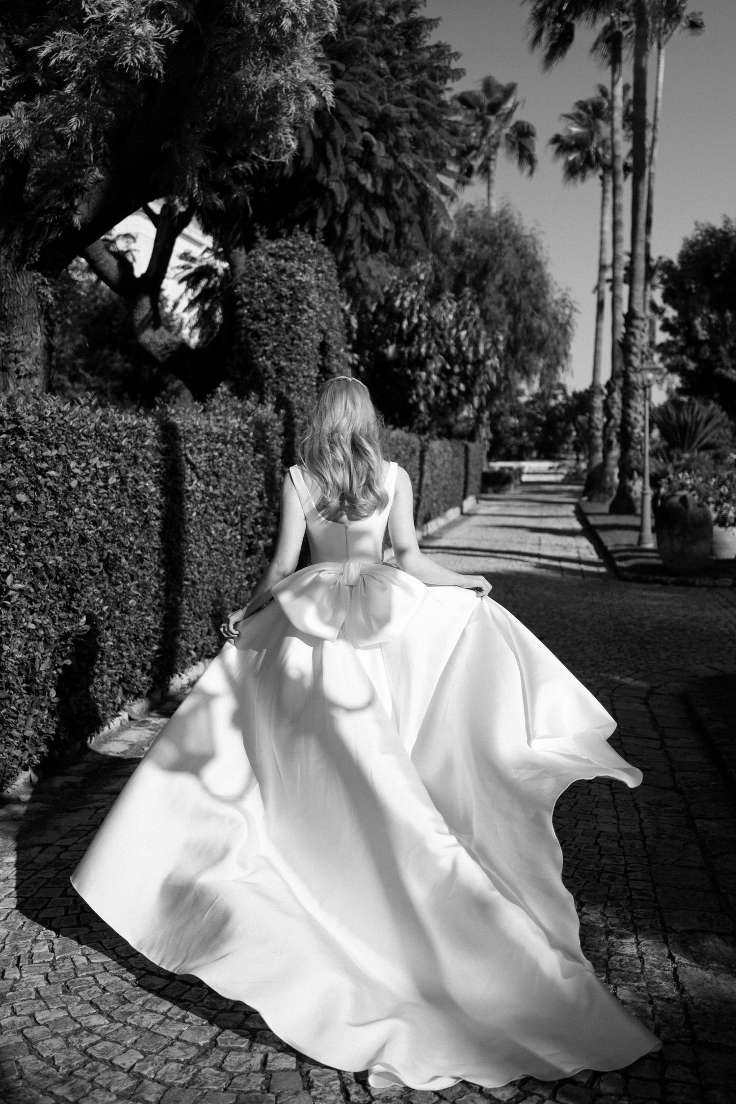 Wedding photographer Italy. 
Luxury destination wedding photography in Tuscany Amalfi Coast, Lake Como. 
Emotional wedding photos