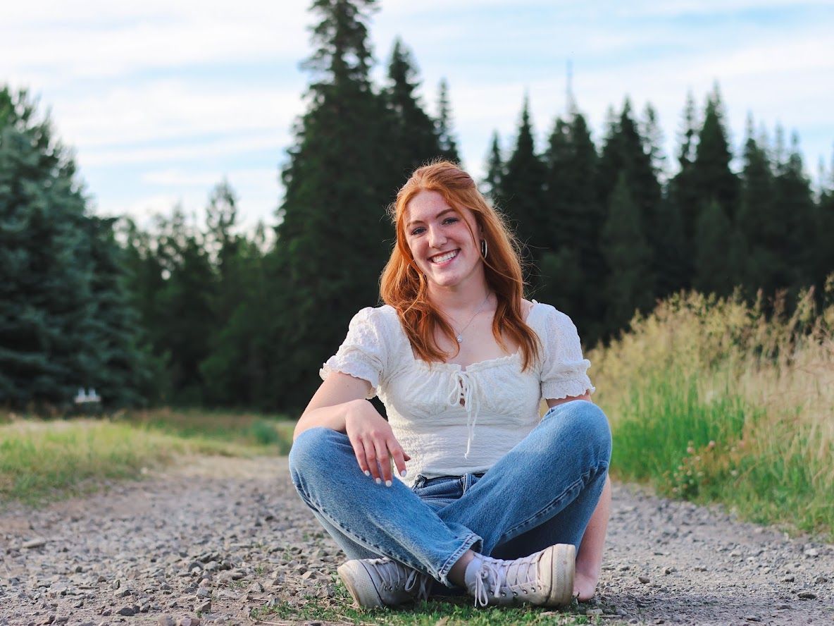 Paige Allen Senior Photos 2025
