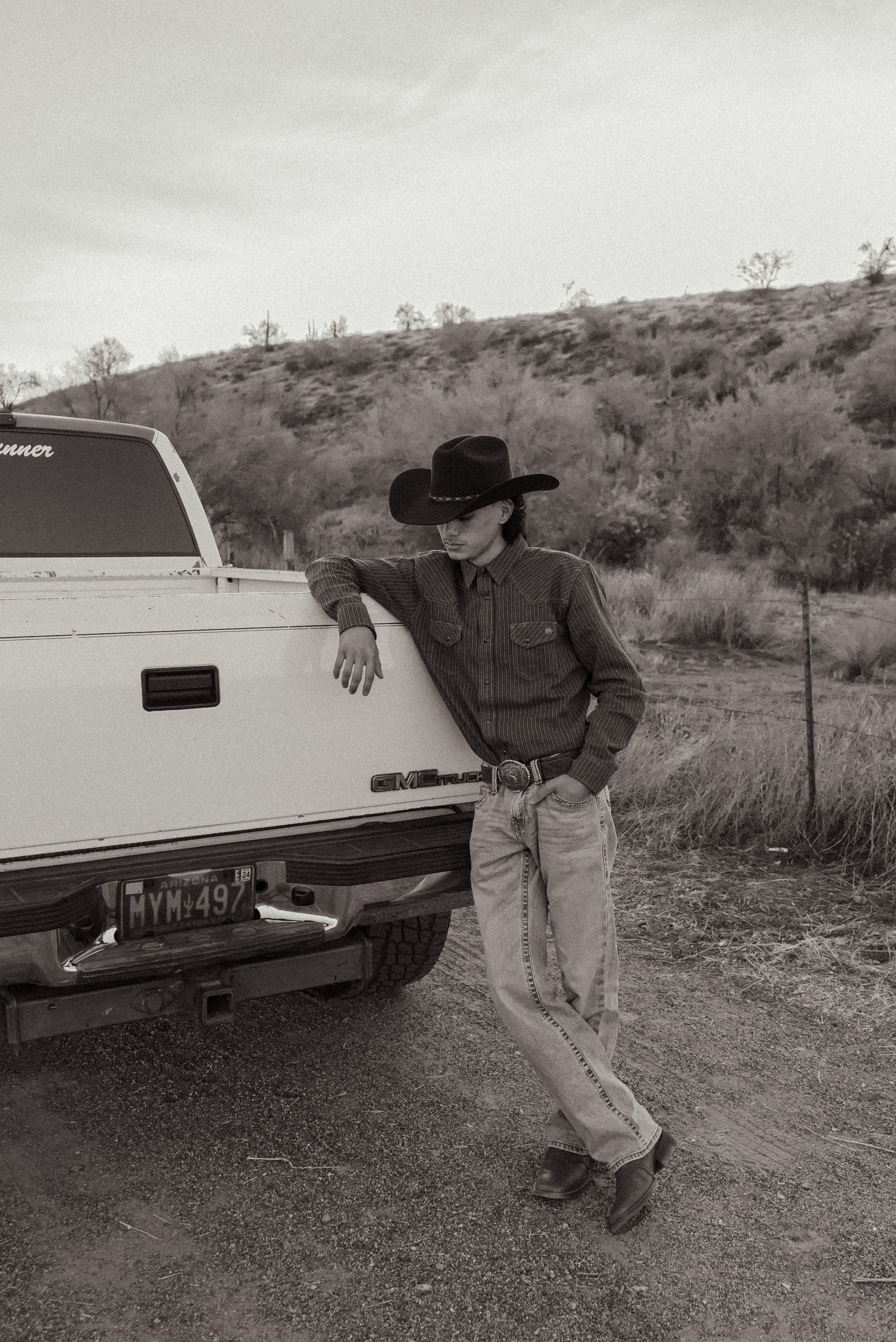 headshot photographer in Arizona cowboy western photoshoot