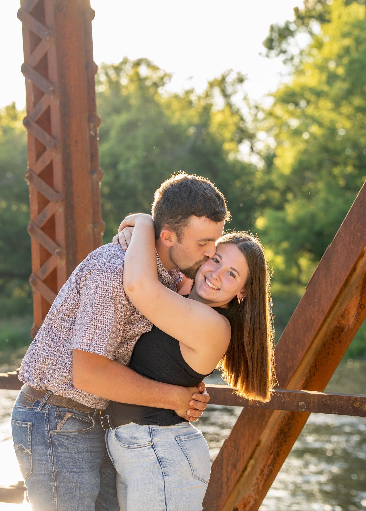 decorah-ia-couples-photographer