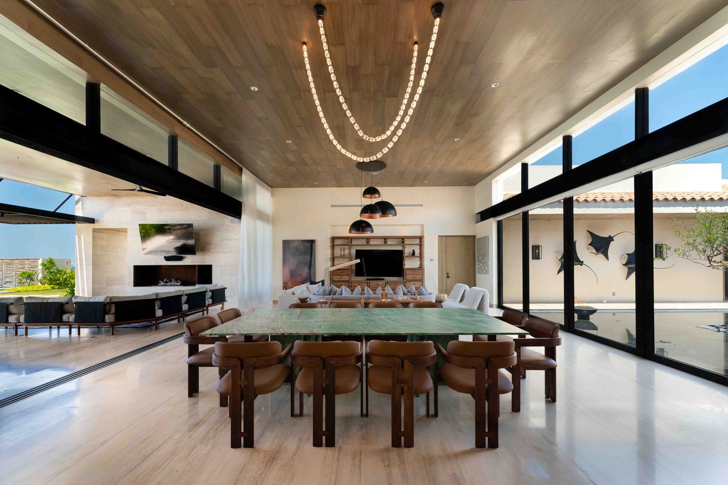 Real estate villa cabo living room