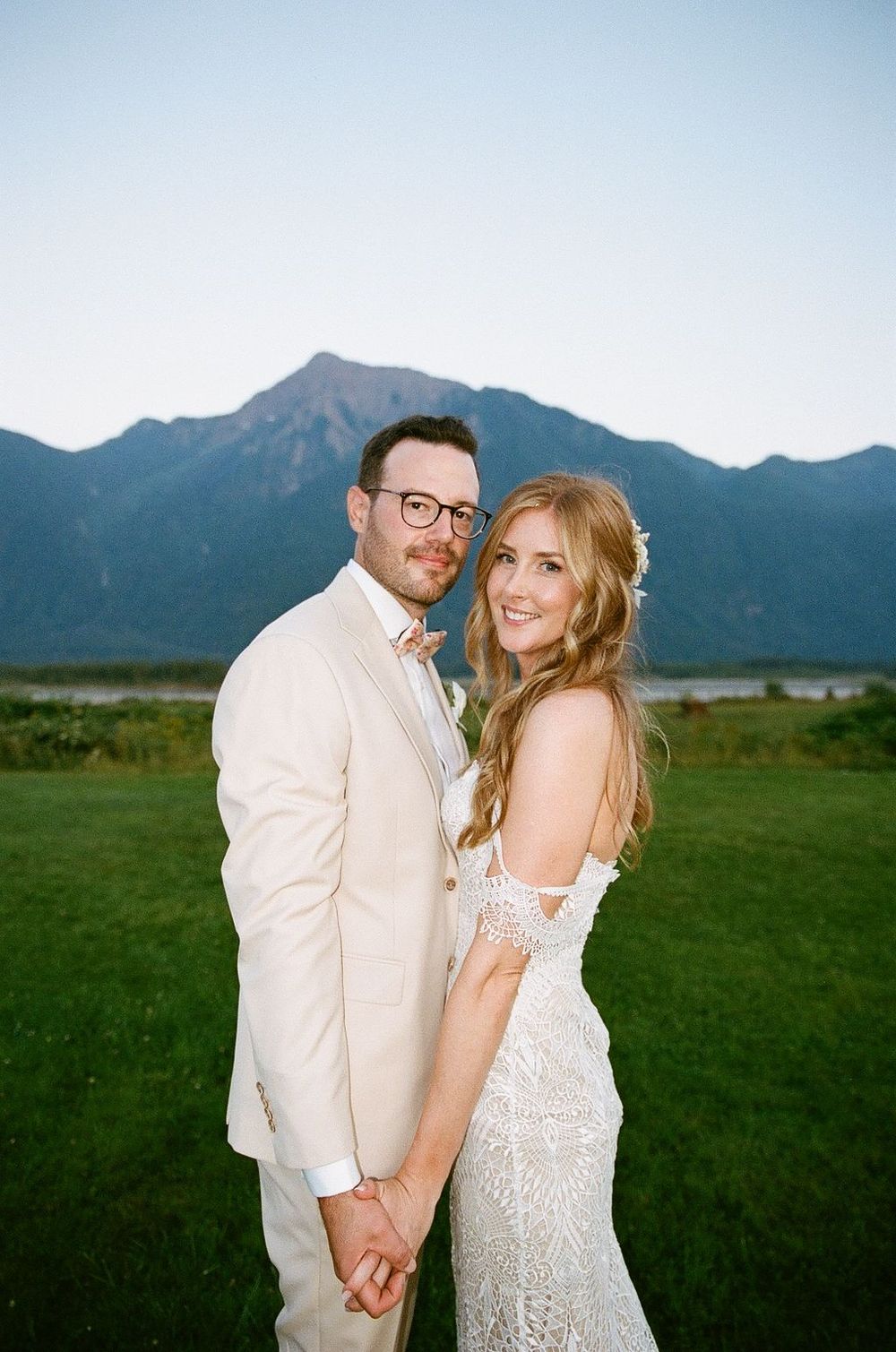 Fraser River Lodge Wedding Photos, Best venues near Vancouver BC, Film Wedding Photos British Columbia