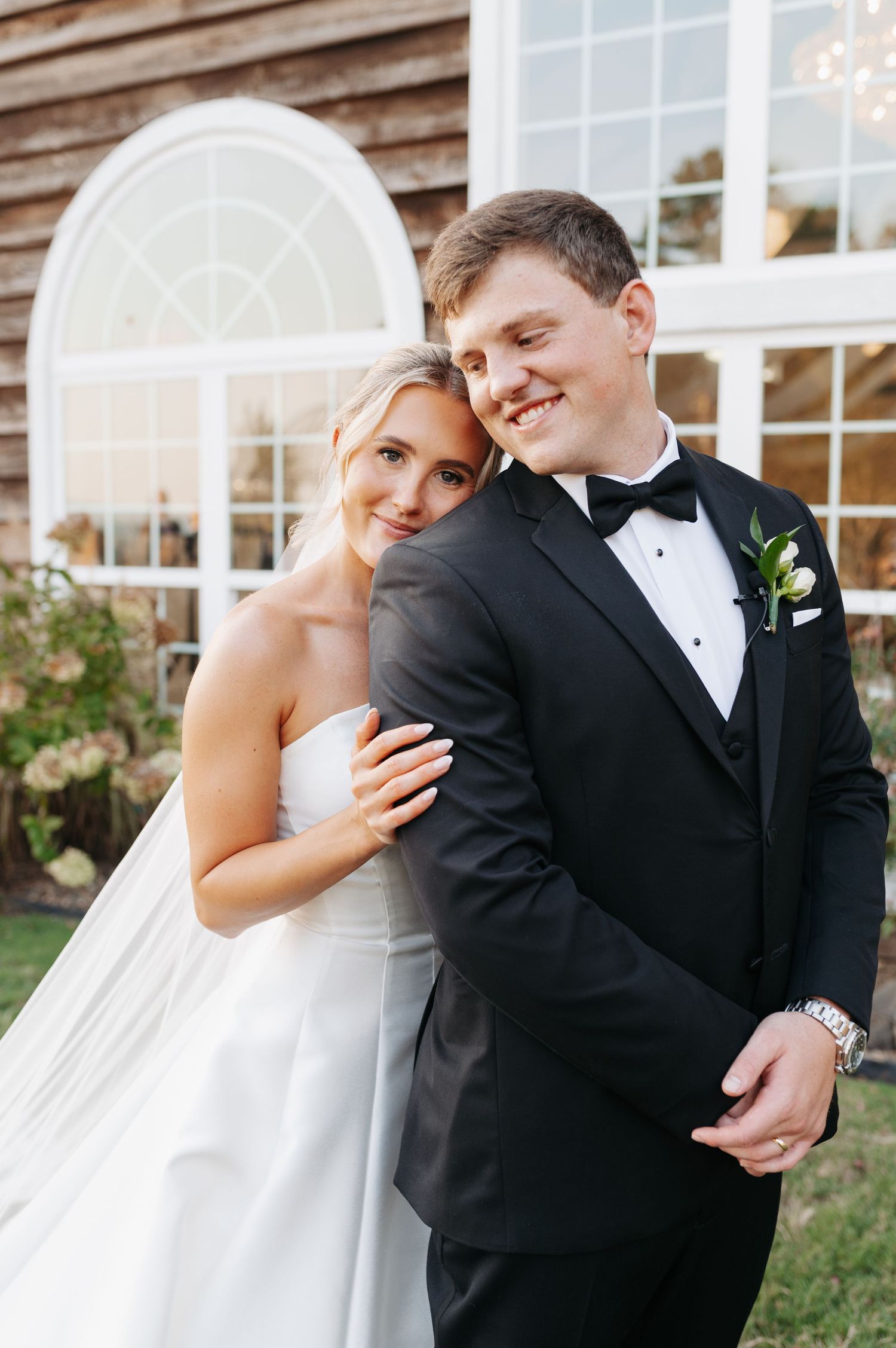 Authentic, timeless wedding photography by AC Photography Co., capturing genuine love stories in Arkansas and beyond.