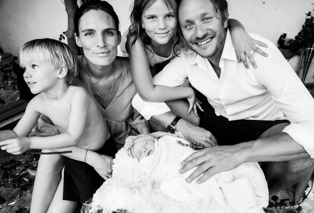 Family photoshoot Ibiza, newborn photoshoot, editorial family photography, editorial newborn photography, Dorset family photos